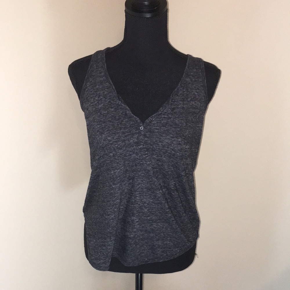 Workout tank top
